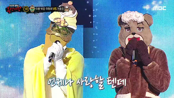 이불처럼 포근하게 감싸는 따스한 목소리 '이불 밖은 위험해' VS 눈 결정같은 투명한 음색 '겨울잠' <인형의 꿈> 클립 이미지