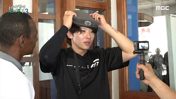 모론다바 셀럽에 등극한 덱스, 새초롬해진 기안84 ?!