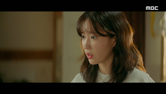 "최달승씨, 천식약에 든 스테로이드 부작용 있죠?"…계절(임수향)은 명자(이영란)에게 따지듯 묻는데... 클립 이미지