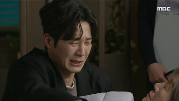 "눈 떠보세요, 할머니"…현덕(반효정)의 사망 소식을 듣고 부리나케 달려온 인하(이현석)