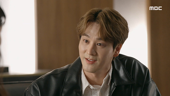 "역시, 돈의 힘은 위대해"…회사 임원들에게 뇌물 살포해 해임 위기를 넘긴 지호(오창석)