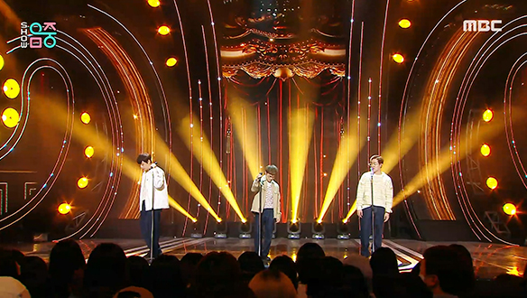 울랄라세션 - ON MY WAY (Ulala Session - ON MY WAY) 클립 이미지