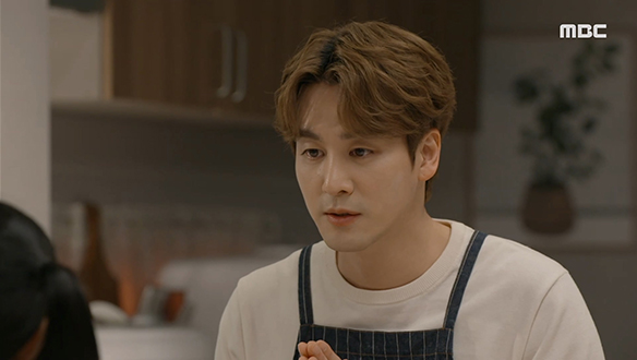 "아빠한테 화 많이 났지?"…지호(오창석)는 한별(권단아)의 환심을 사려 갖은 애를 써보지만...