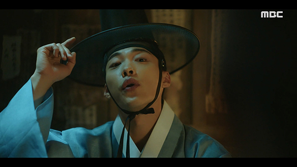 "내가 외지부 강한수요"…억울함을 풀기 위해 한수(우도환)를 찾아간 소상인 박 씨(최재환)