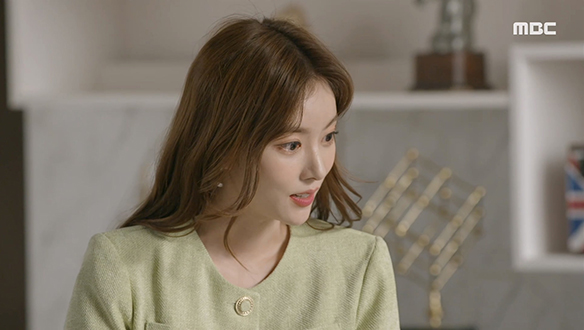 "새엄마가 도와주려고 온 거야"…납치당한 줄 모르고 어리둥절해하는 한별(권단아)을 진정시키는 세영(한지완)