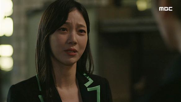 "얼른 한별이 돌려줘. 그리고 이거 갖고 떠나"…도주 중인 지호(오창석)와 마침내 접선한 혜수(김규선)