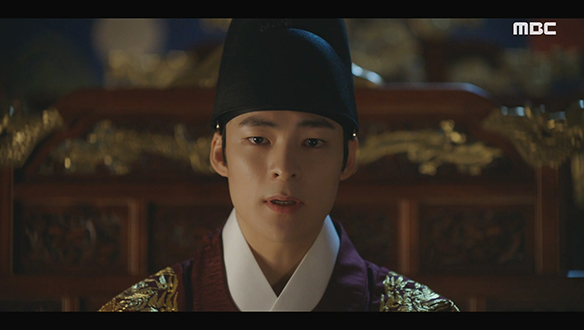 "과인은 이미 답을 가져왔습니다"…영실(권아름)의 사정을 헤아려 판결 내리는 이휼(송건희) 클립 이미지