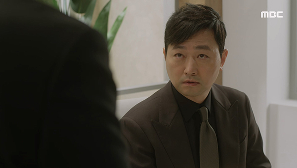 "이번엔 확실한 거지?"…홀연히 사라진 옛 연인 순영(심이영)의 행방을 찾고 있는 치환(김유석)