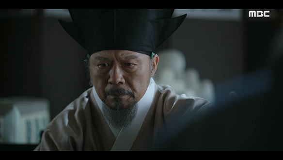 "사랑놀음이나 구경하려고 저를 예까지 불러들였겠습니까?" 유제세(천호진)에 의해 위조된 입안 클립 이미지