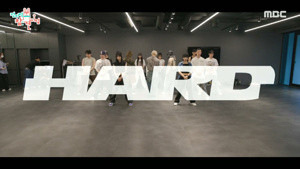 샤이니 신곡 〈HARD〉 최초 공개! (ft. 무시퍼와 함께 하는 안무 포인트🕺)