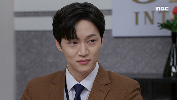 따로 개발실에 CCTV를 달아 불침번을 섰던 진우(서한결)