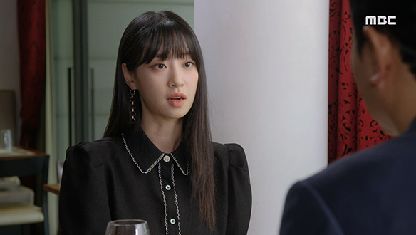 “진심이세요?“ 윤솔(전혜연)의 무죄를 밝히기 위해 돕겠다는 치환(김유석)