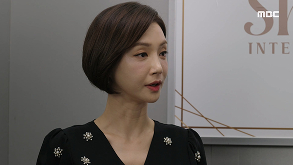 "넌 사람도 아니야" 윤솔(전혜연)에게 화가나서 악담을 퍼붓는 미강(고은미)