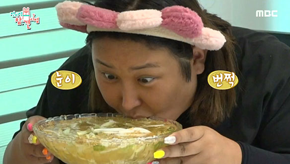 물놀이 가기 전 예열 완료✨ 올여름은 풍자표 오이냉국🥒 국수와 함께!