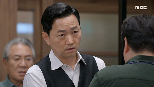 "강치환씨를 살인미수죄로 긴급 체포합니다" 경찰에 체포되는 치환(김유석)