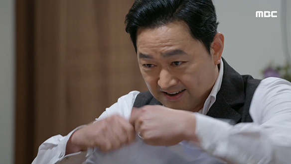 "내가 네 딸을 이렇게 만들 거야!" 정임(조은숙)을 협박해서 집 나가게 만드는 치환(김유석)