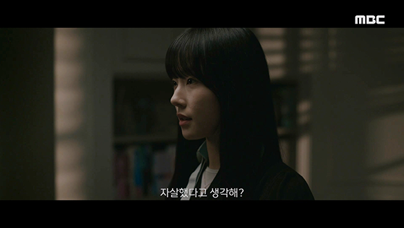 "엄마가 정말 자살했다고 생각해?" 태수(한석규)를 향한 하빈(채원빈)의 의미심장한 말 클립 이미지