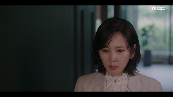 "흉터가 없었어" 선율(차은우)의 정체에 대해 의문이 생긴 수현(김남주)