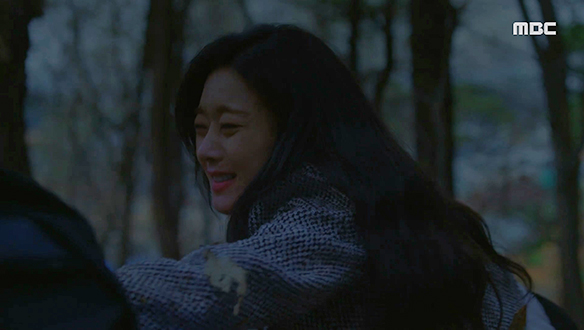 "얼른 강세란 잡아요!" 도망치는 세란(오세영)을 발견한 다정(오승아)!  클립 이미지