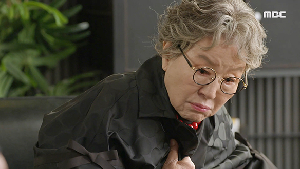 "진짜 진실을 알고 싶으십니까?" 제국(전노민)의 모든 진실을 듣고 충격에 빠진 보배(반효정)