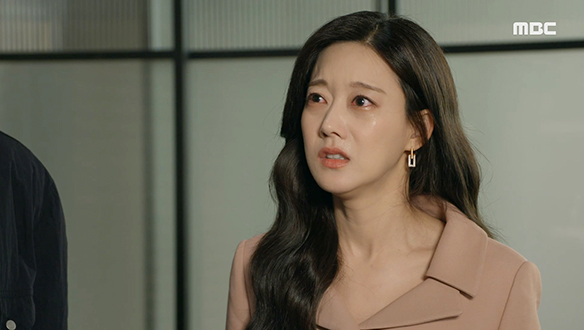 "절대로 당신을 용서할 수 없어....!" 제국(전노민)에게 울분을 토하는 다정(오세영)  클립 이미지