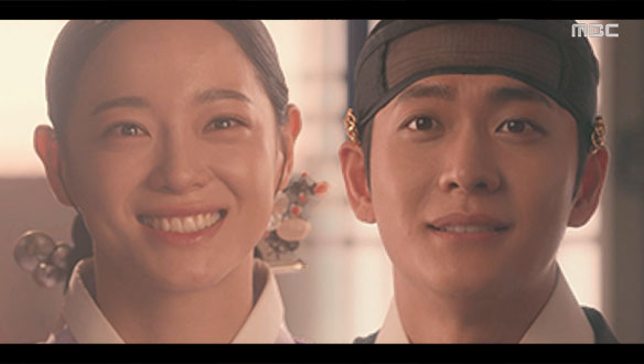 “같이 있으려고요“ 기억을 되찾은 달이(김세정), 이강(강태오)의 앞에서 짓는 미소