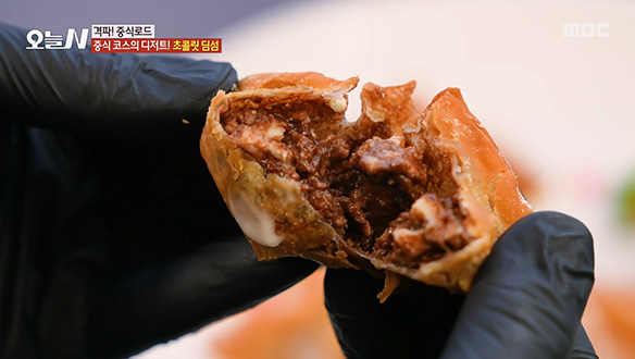 딤섬 안에 초콜릿이?! 중식 코스의 디저트 고소하고 부드러운 '초콜릿 딤섬' 