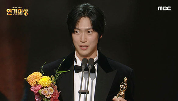 우수 연기상 남자(미니시리즈 부문) - 나인우