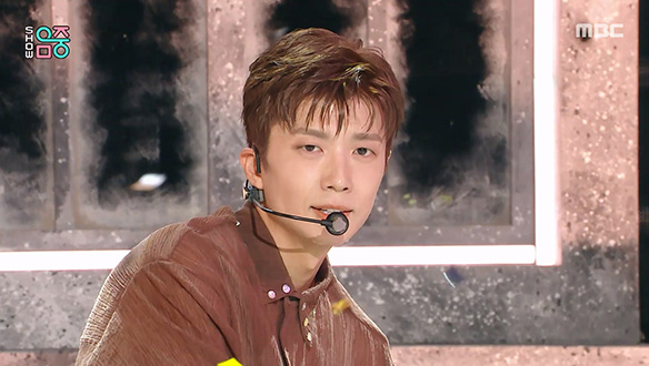 장우영 - 심플 댄스 (WOOYOUNG - Simple dance)
