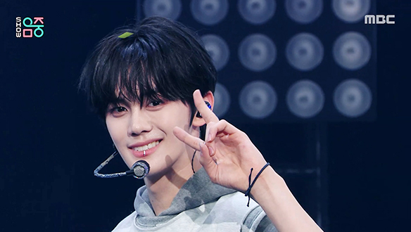 제로베이스원 - 아이코닉 (ZEROBASEONE - ICONIK)