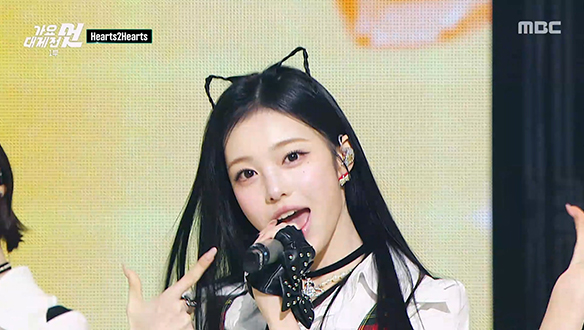 [2025] 하츠투하츠 - 인트로 + 스타일  (Hearts2Hearts - INTRO + STYLE) 클립 이미지