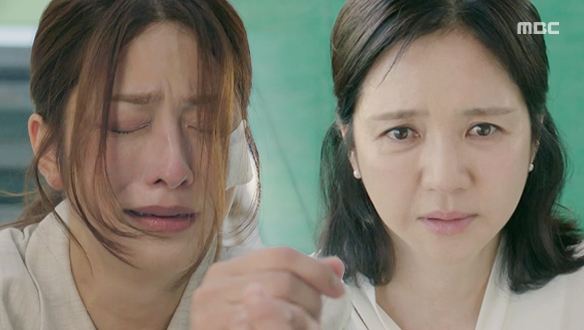 “지후 씨..“ 의식 없는 지후(성이언)의 모습에 지니(박세영)의 오열