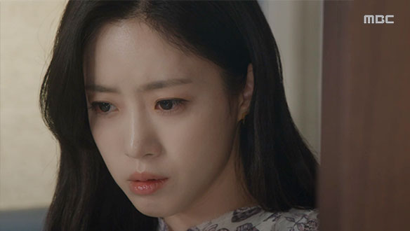 “피해가 가지 않게 감싸줬다고?“ 화영(오현경) X 남봉(정찬)의 대화를 엿듣는 장미(함은정)