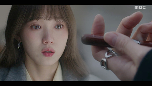 “아니야, 말도 안 돼“ 찬(채종협)의 진짜 정체를 마주하고 얼어붙은 하란(이성경)