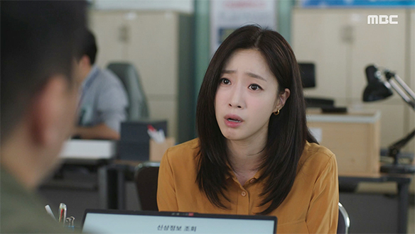 “누가 저를 신고했는데요?“ 화영(오현경)이 설계한 덫에 제대로 걸려버린 장미(함은정) 