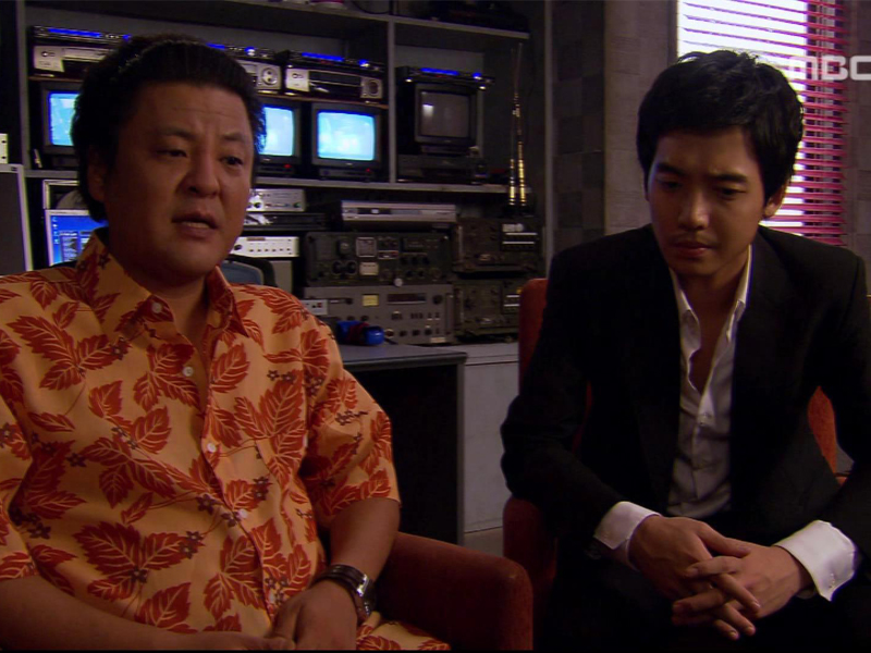 마오가 수현의 아버지를 살해한 일이 사실임을 확인한 변씨 클립 이미지