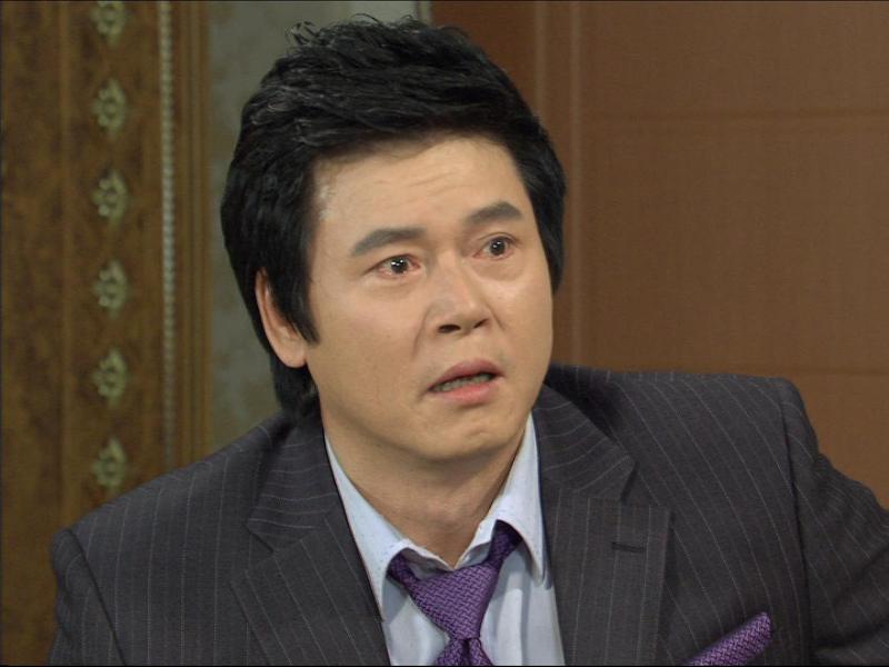 미라의 임신 소식을 듣게 된 성종은 기뻐한다. 클립 이미지