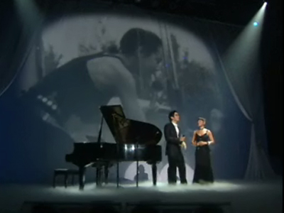 맥시멈 크루 클립 이미지