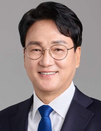 안민석