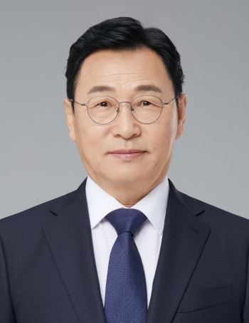 정근식
